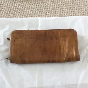 Junior Drake Zippered Wallet